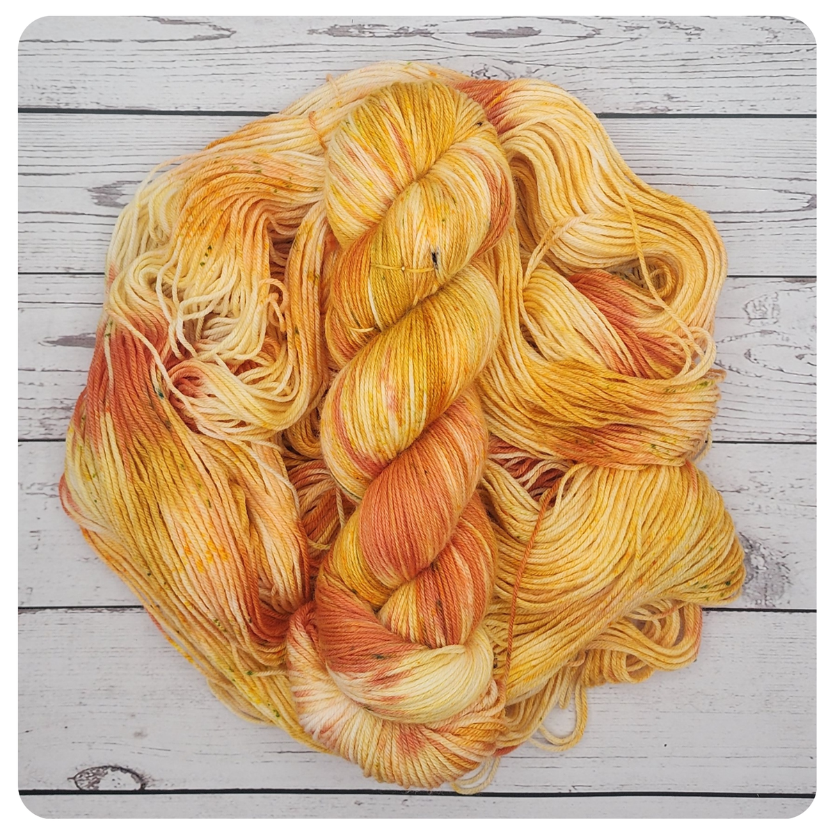 Deep Indigo Ranunculus Finch Ranunculus – Indigo Guinea Fiber