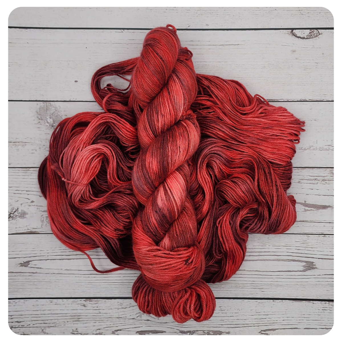 Reddoo Dodo Vintage Red – Indigo Guinea Fiber
