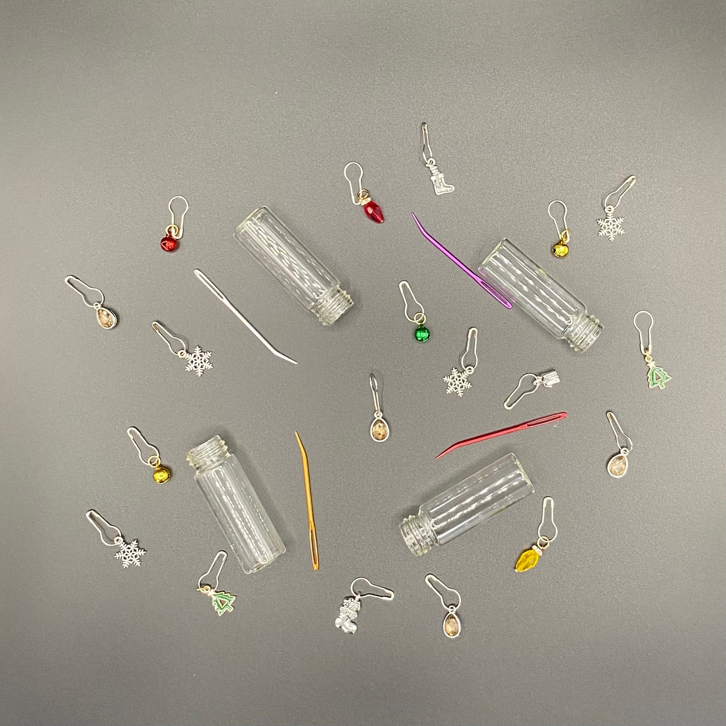 Darning Needle & Stitch Markers - Holiday Theme